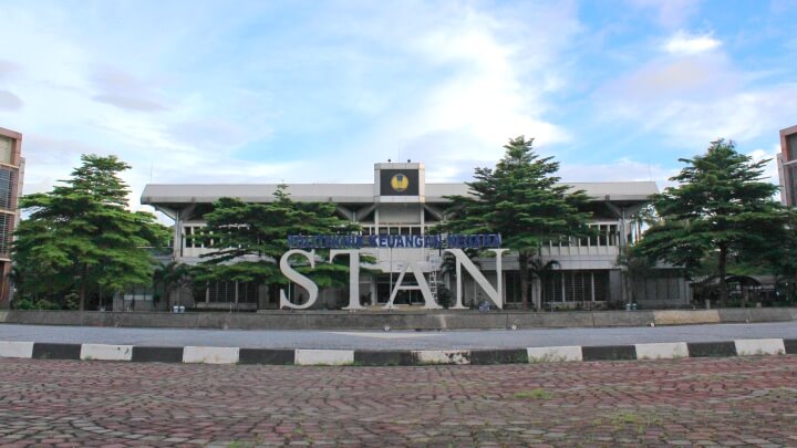 gambar Politeknik Keuangan Negara Stan (Pkn Stan)