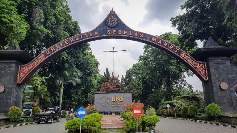 Kampus Jurusan Teknik Perancangan Jalan dan Jembatan Terbaik Universitas Sebelas Maret (UNS)