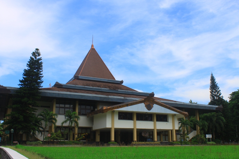 Universitas Sebelas Maret (UNS)